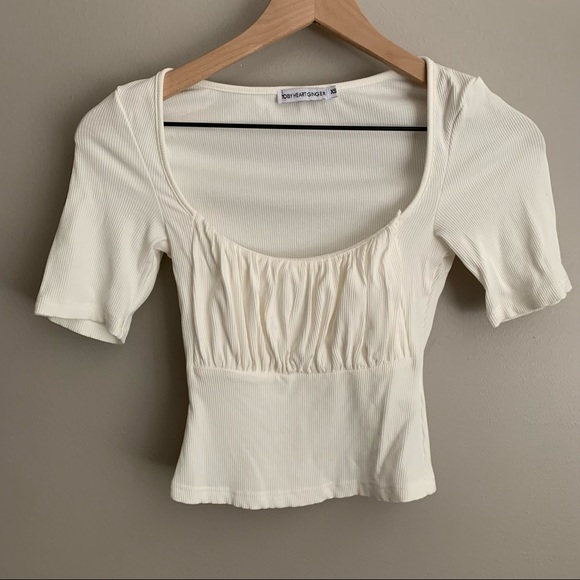 Toby Heart Ginger Ruched Tee - Picture 5 of 8